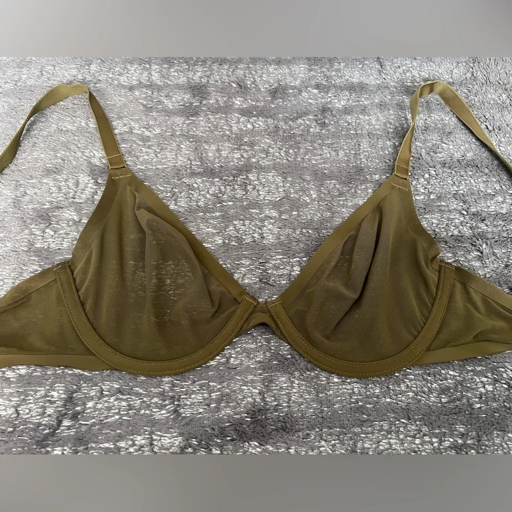 CUUP BRA - Picture 2 of 7